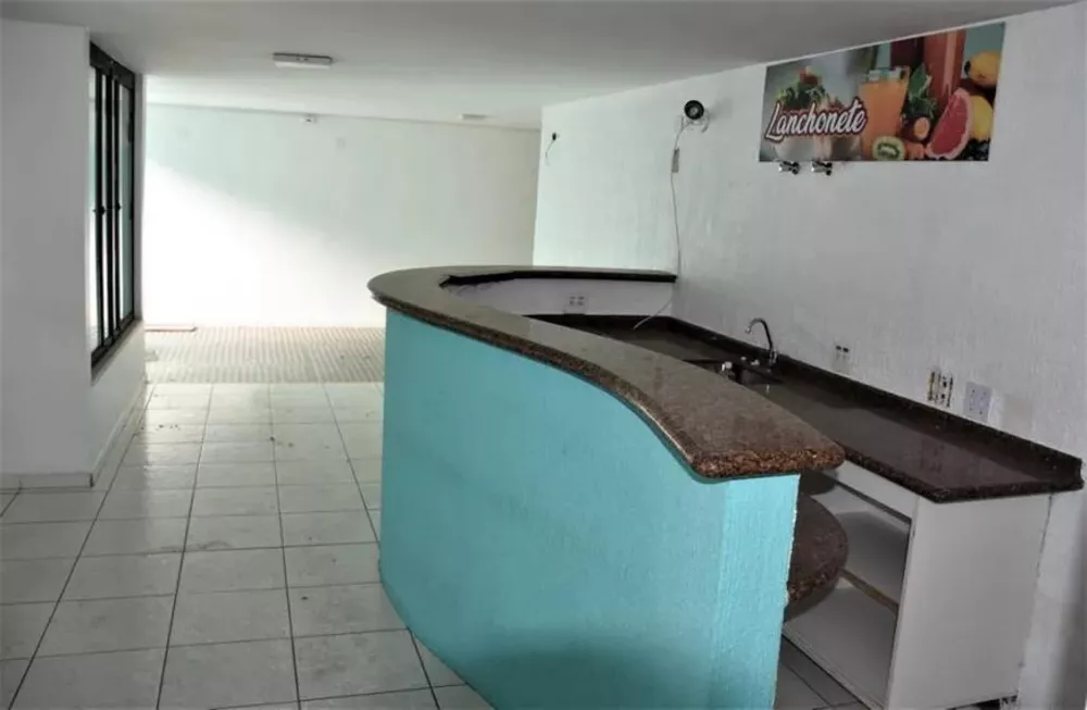 Casa para alugar com 5 quartos, 450m² - Foto 4