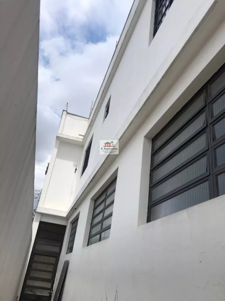 Prédio Inteiro à venda com 3 quartos, 250m² - Foto 3