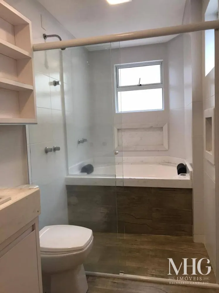 Apartamento, 3 quartos, 145 m² - Foto 1