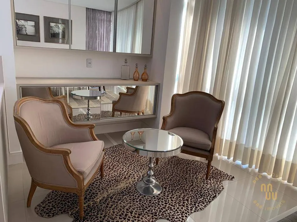 Apartamento, 3 quartos, 130 m² - Foto 1