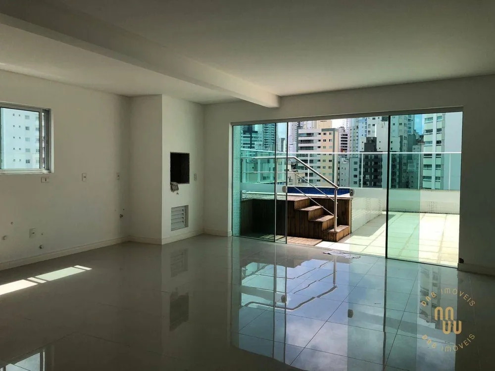 Apartamento, 3 quartos, 150 m² - Foto 2