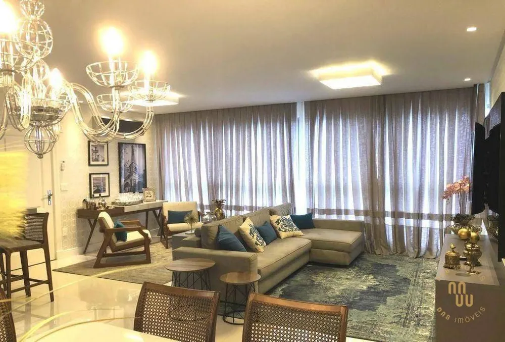 Apartamento, 3 quartos, 156 m² - Foto 1