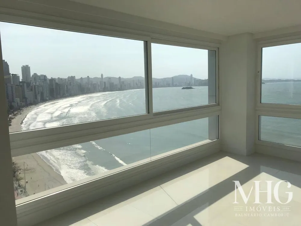 Apartamento, 3 quartos, 160 m² - Foto 1