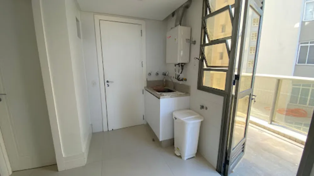 Apartamento, 4 quartos, 212 m² - Foto 1