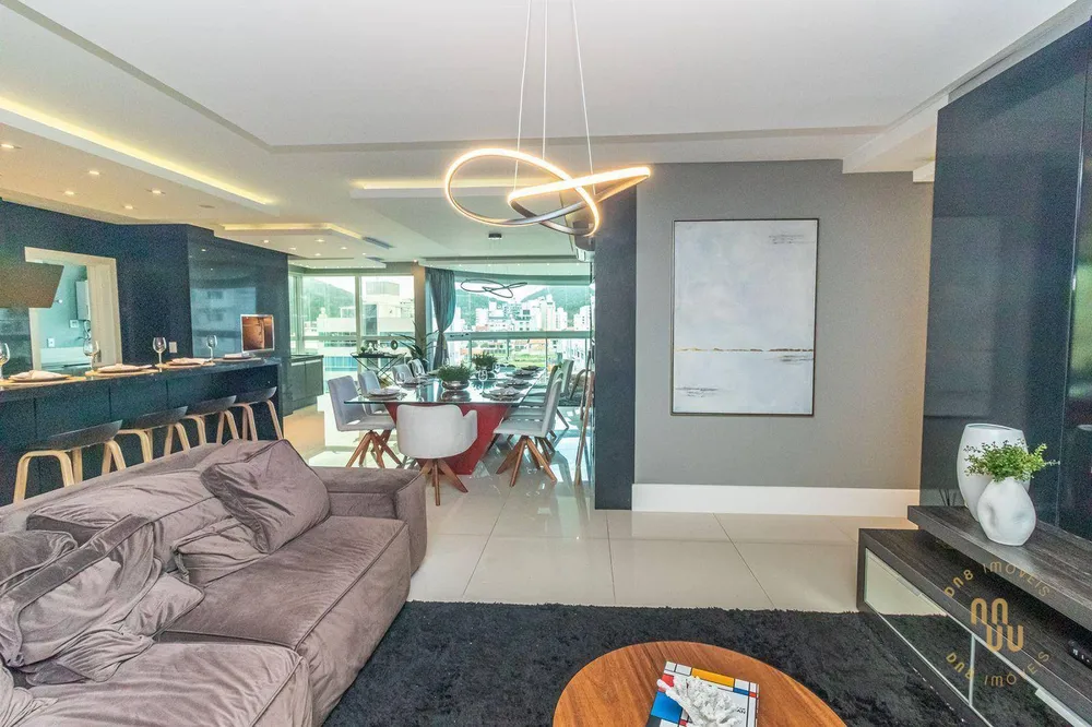 Apartamento, 3 quartos, 192 m² - Foto 2