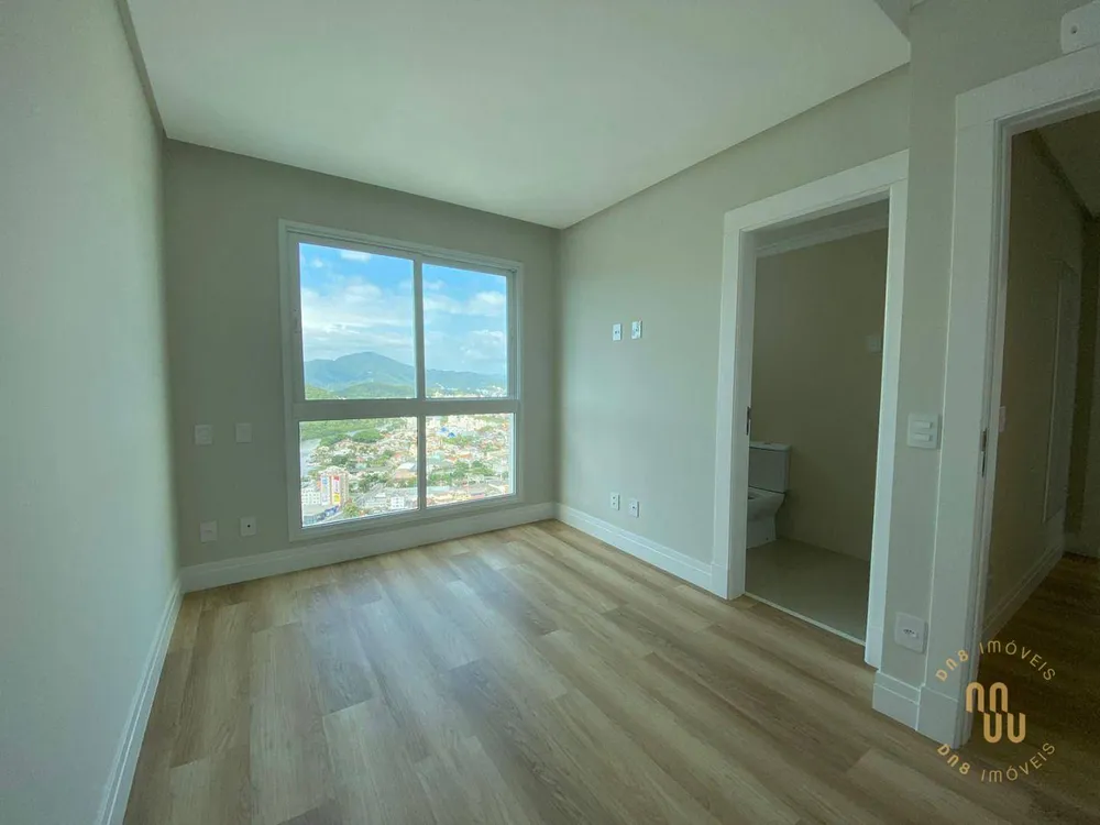 Apartamento, 3 quartos, 140 m² - Foto 4