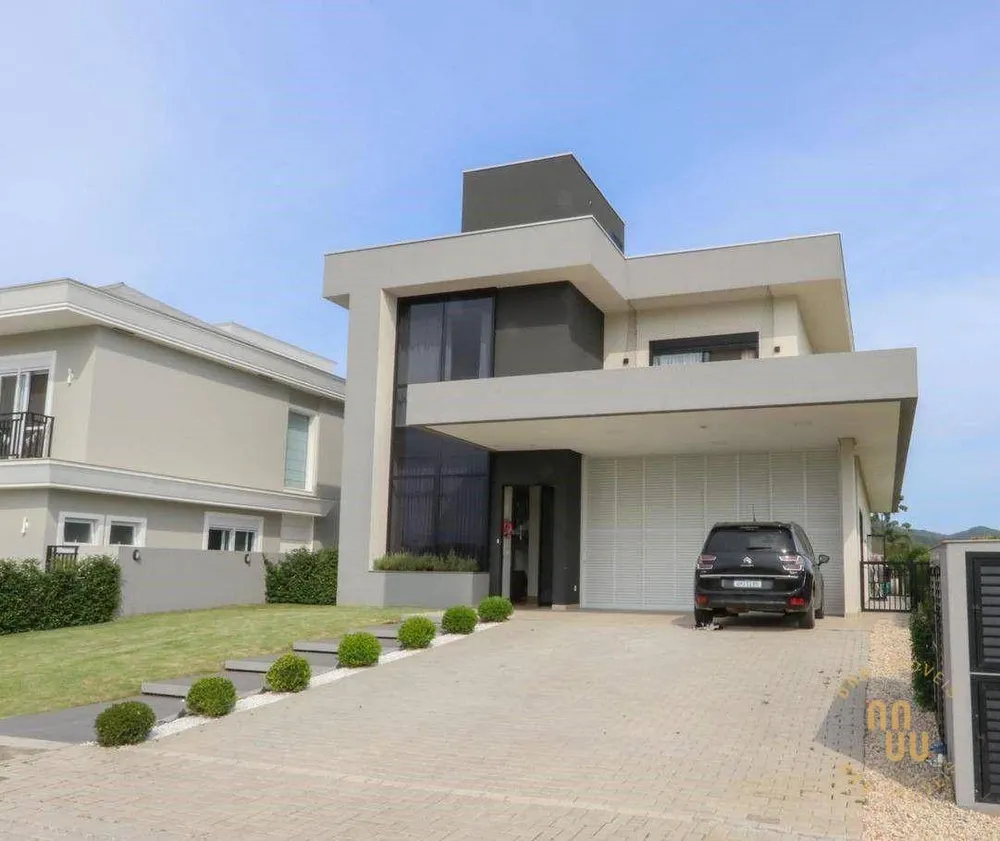 Casa, 5 quartos, 628 m² - Foto 1
