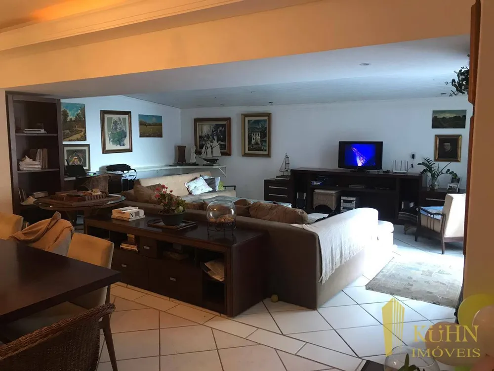 Apartamento, 3 quartos, 195 m² - Foto 1