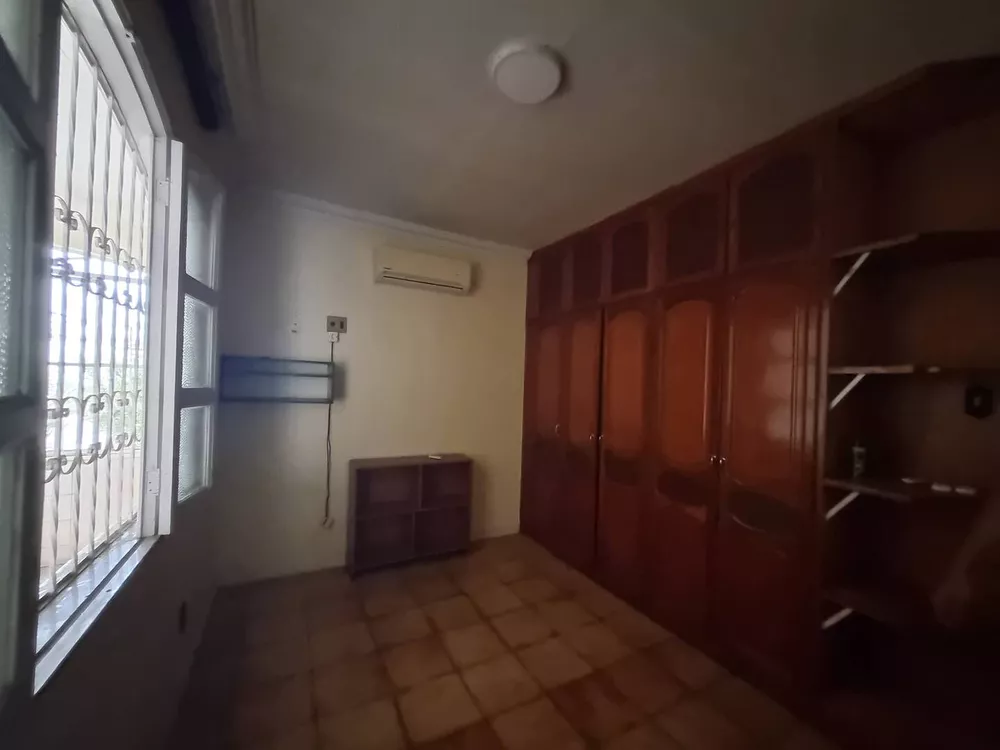 Casa à venda com 3 quartos, 380m² - Foto 4