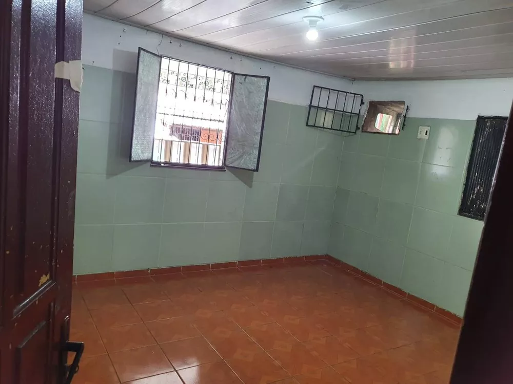 Casa à venda com 3 quartos, 190m² - Foto 4