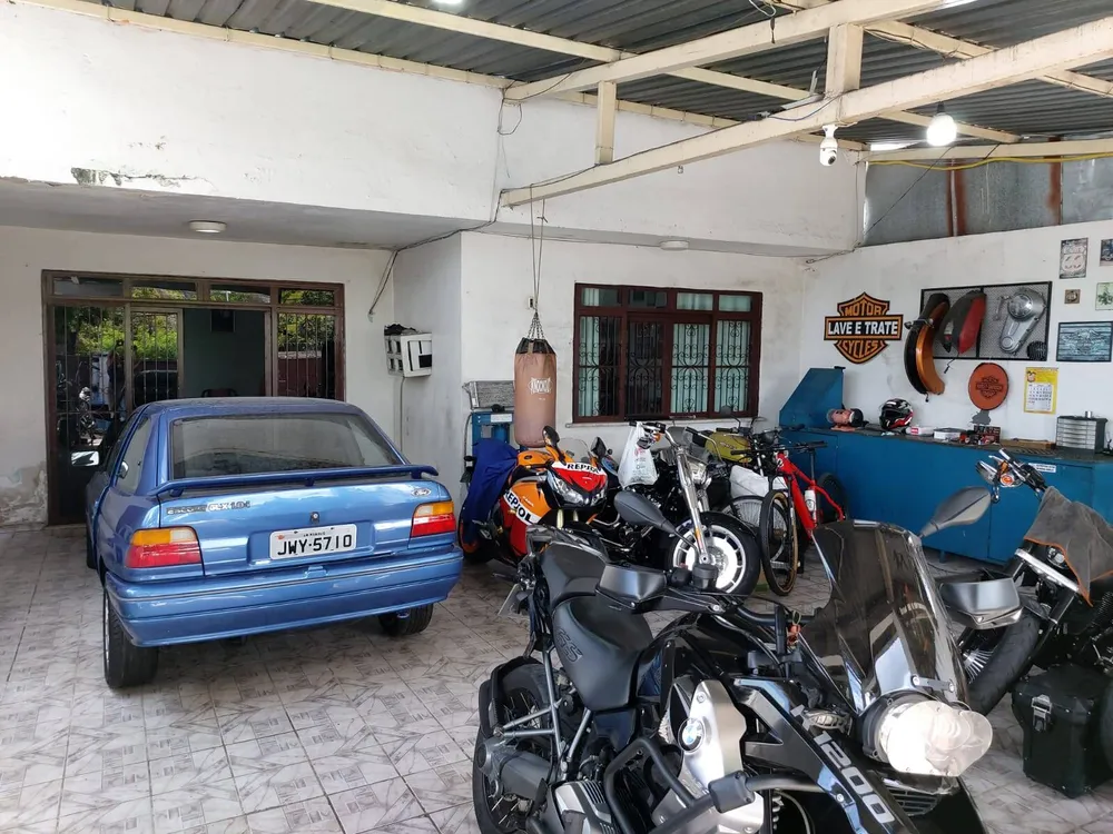 Casa, 6 quartos, 327 m² - Foto 2