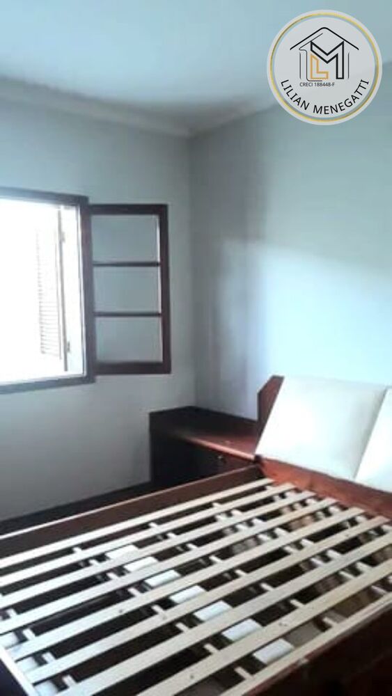 Casa à venda com 3 quartos, 250m² - Foto 3
