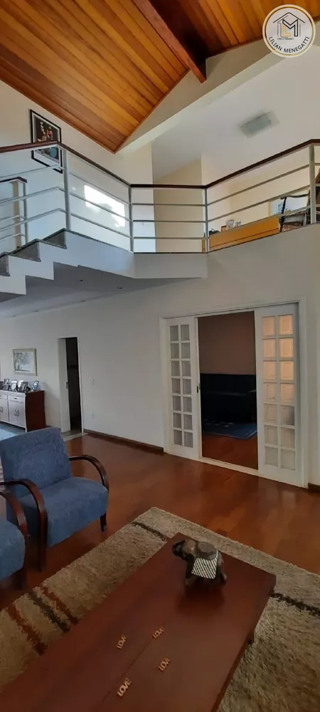 Casa de Condomínio à venda com 3 quartos, 300m² - Foto 1