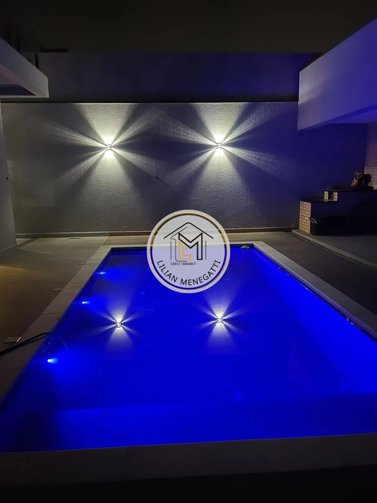 Casa, 3 quartos, 250 m² - Foto 1