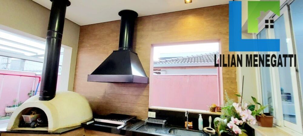 Casa de Condomínio à venda com 3 quartos, 250m² - Foto 2