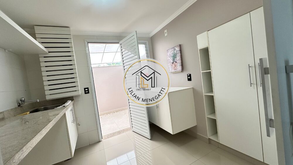 Casa para alugar com 3 quartos, 200m² - Foto 4