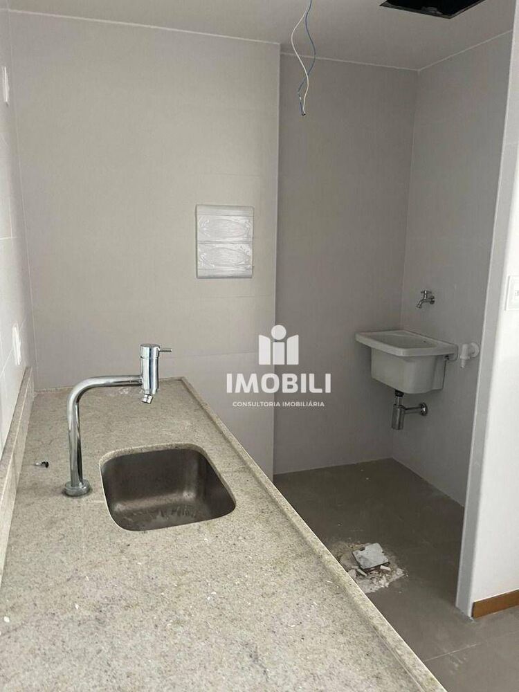 Apartamento à venda com 2 quartos, 70m² - Foto 11