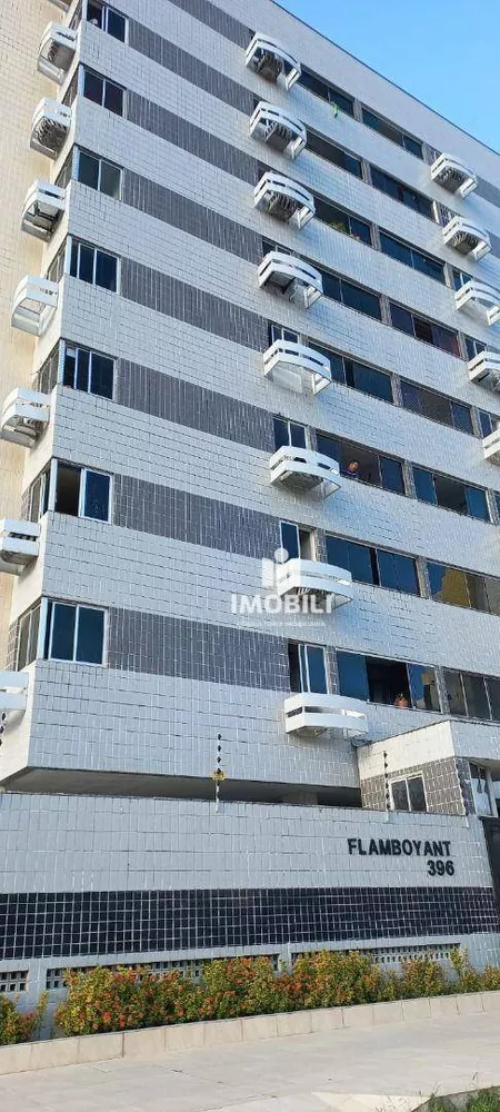 Apartamento à venda com 3 quartos, 99m² - Foto 2