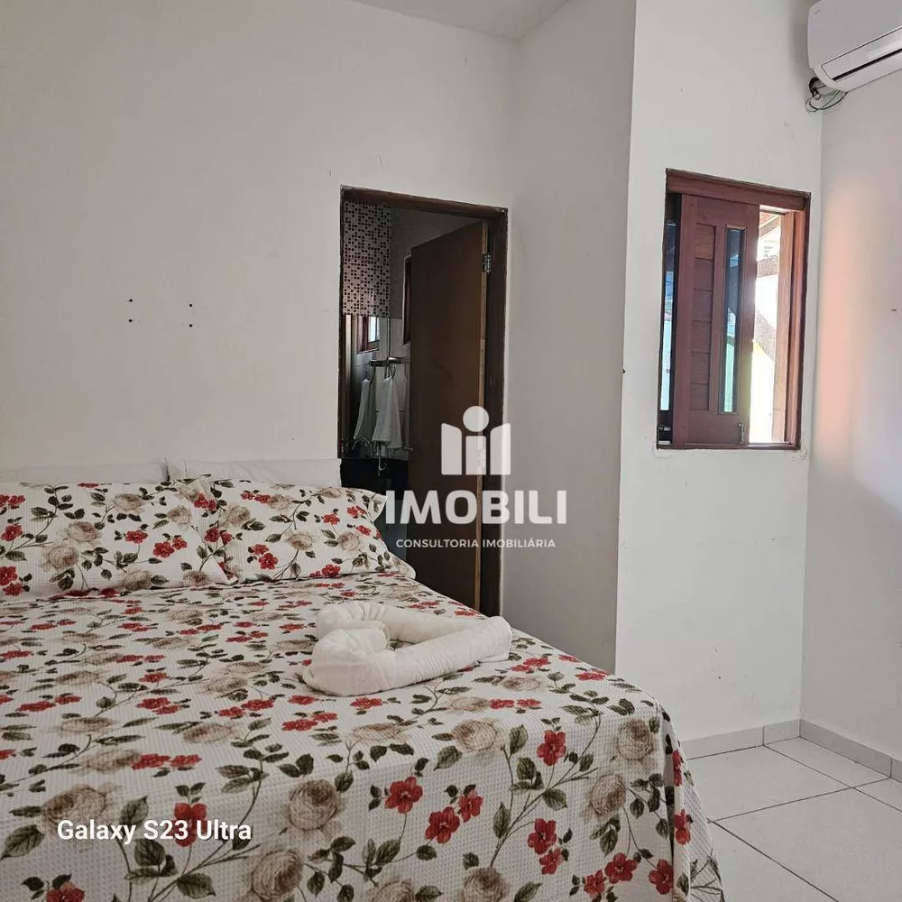 Casa à venda com 3 quartos, 300M2 - Foto 16