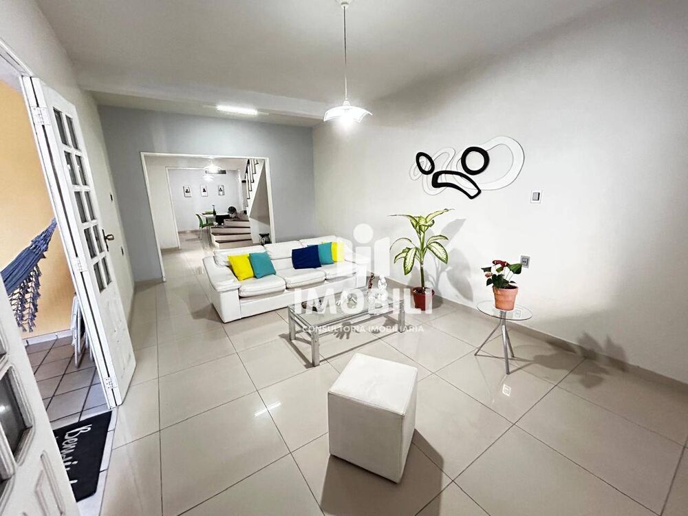 Casa, 3 quartos, 165 m² - Foto 2