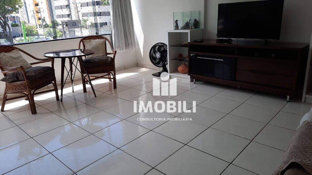 Apartamento à venda com 3 quartos, 131m² - Foto 4