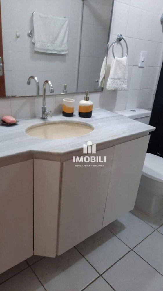 Apartamento à venda com 3 quartos, 131m² - Foto 5