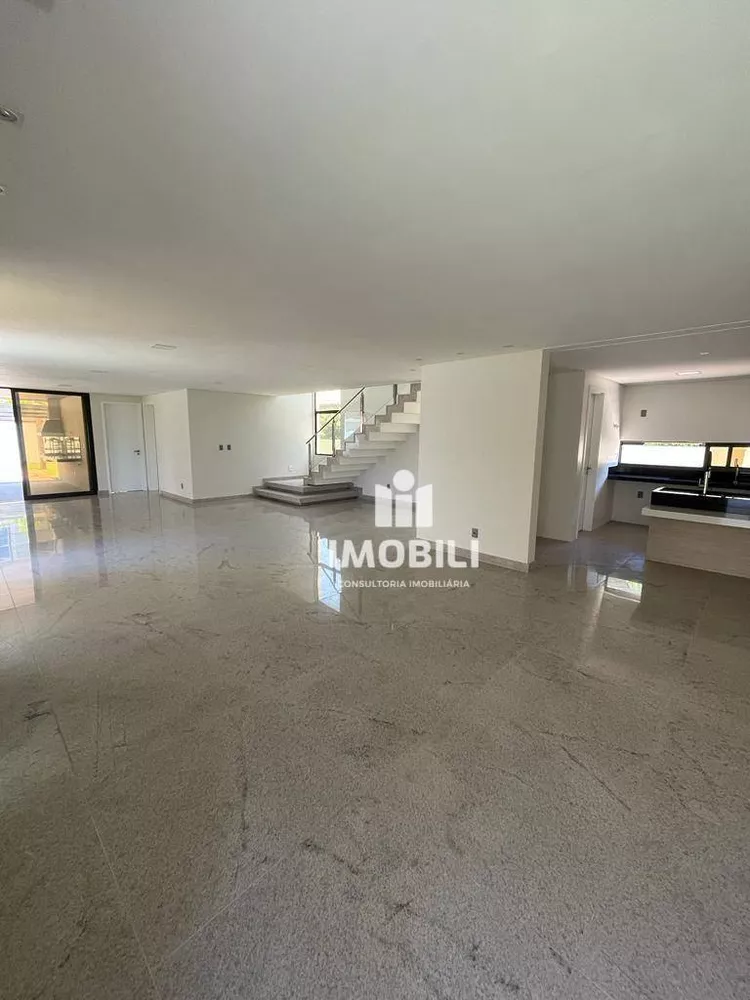 Casa de Condomínio à venda com 4 quartos, 581M2 - Foto 4