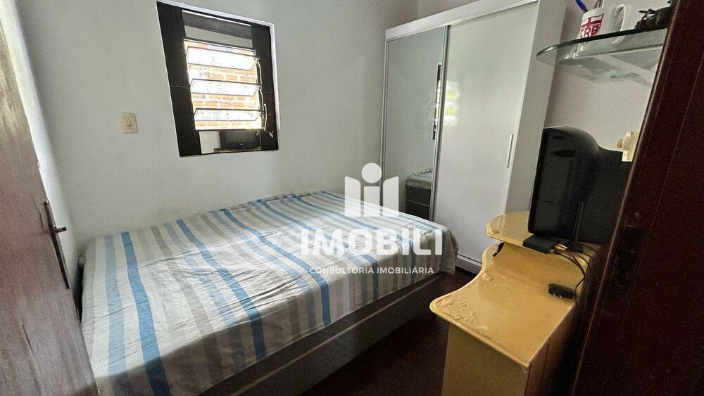 Casa à venda com 4 quartos, 175m² - Foto 10