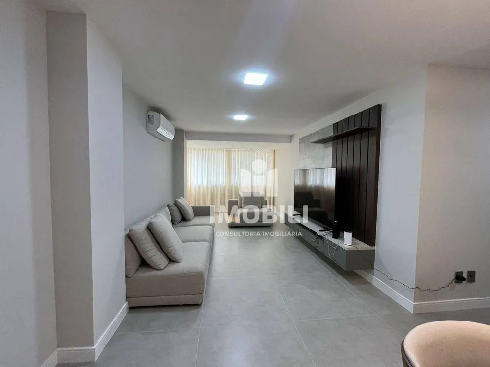 Cobertura, 4 quartos, 254 m² - Foto 2