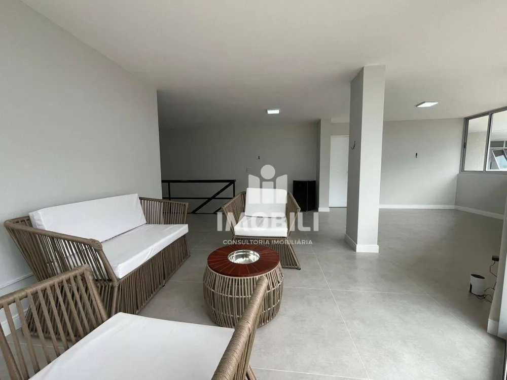 Cobertura, 4 quartos, 254 m² - Foto 3