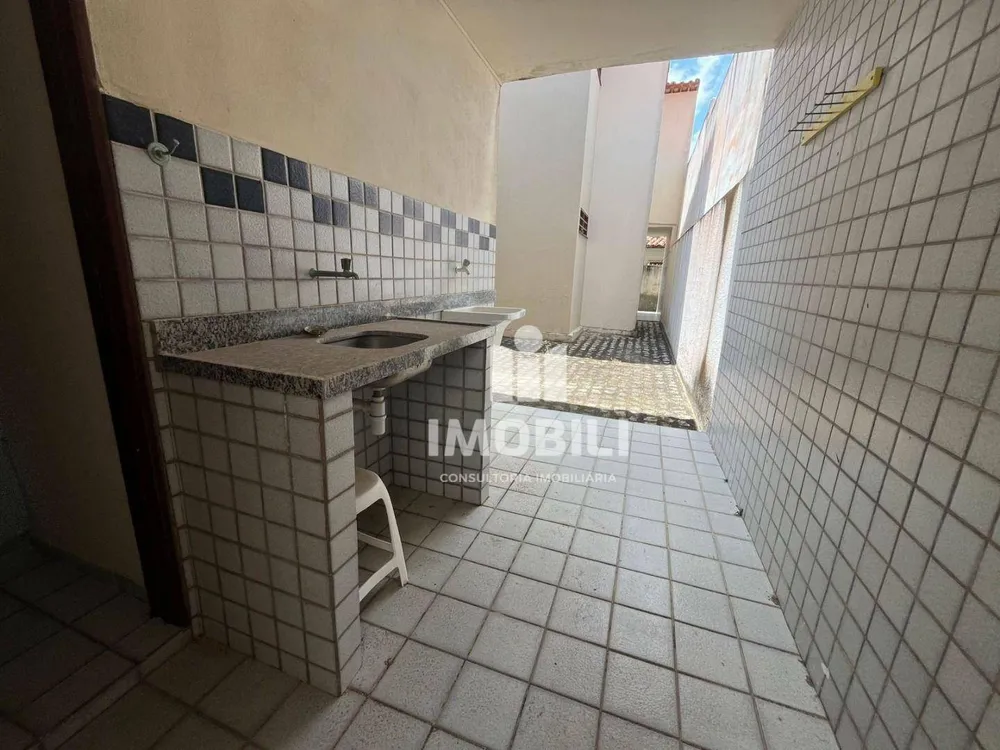 Casa, 8 quartos, 300 m² - Foto 11