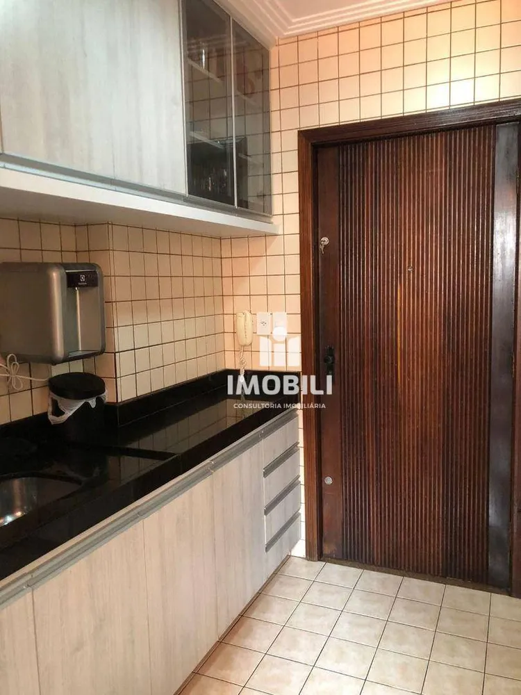 Apartamento, 3 quartos, 115 m² - Foto 3