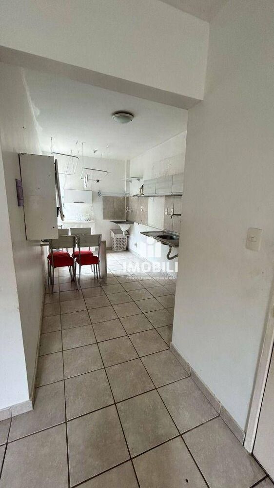 Apartamento à venda com 2 quartos, 45m² - Foto 3