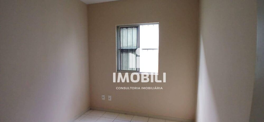 Casa à venda com 3 quartos, 63m² - Foto 3