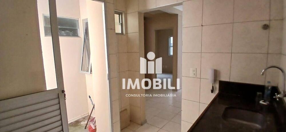 Casa à venda com 3 quartos, 63m² - Foto 10