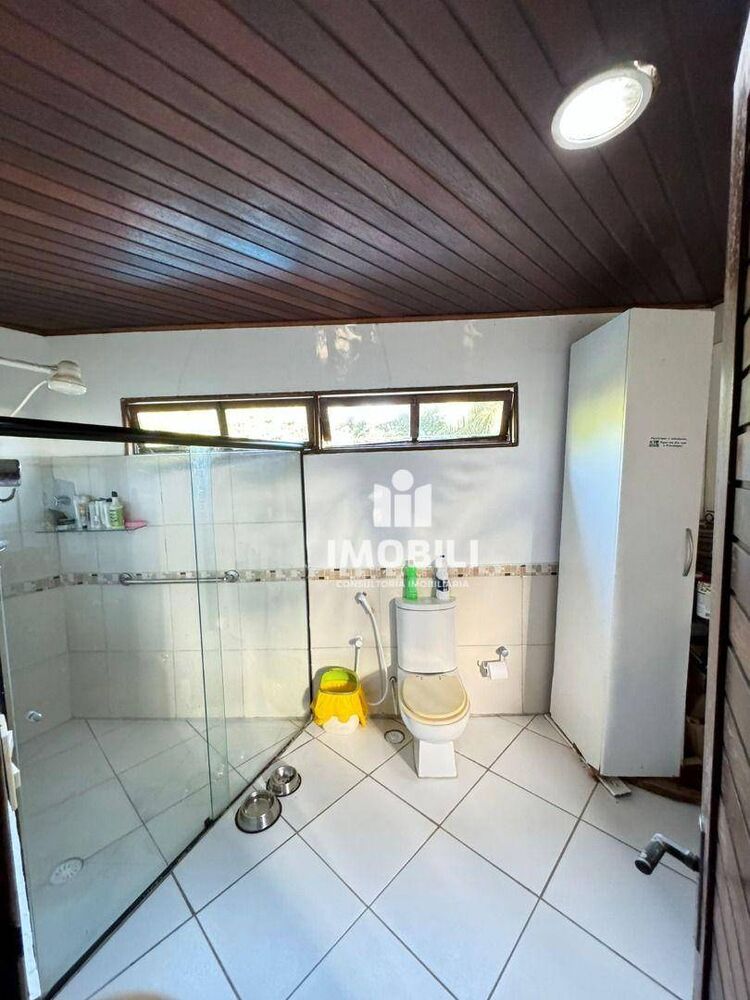 Casa, 6 quartos, 200 m² - Foto 8
