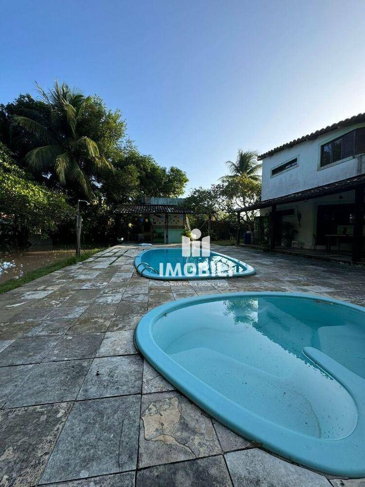 Casa, 6 quartos, 200 m² - Foto 1