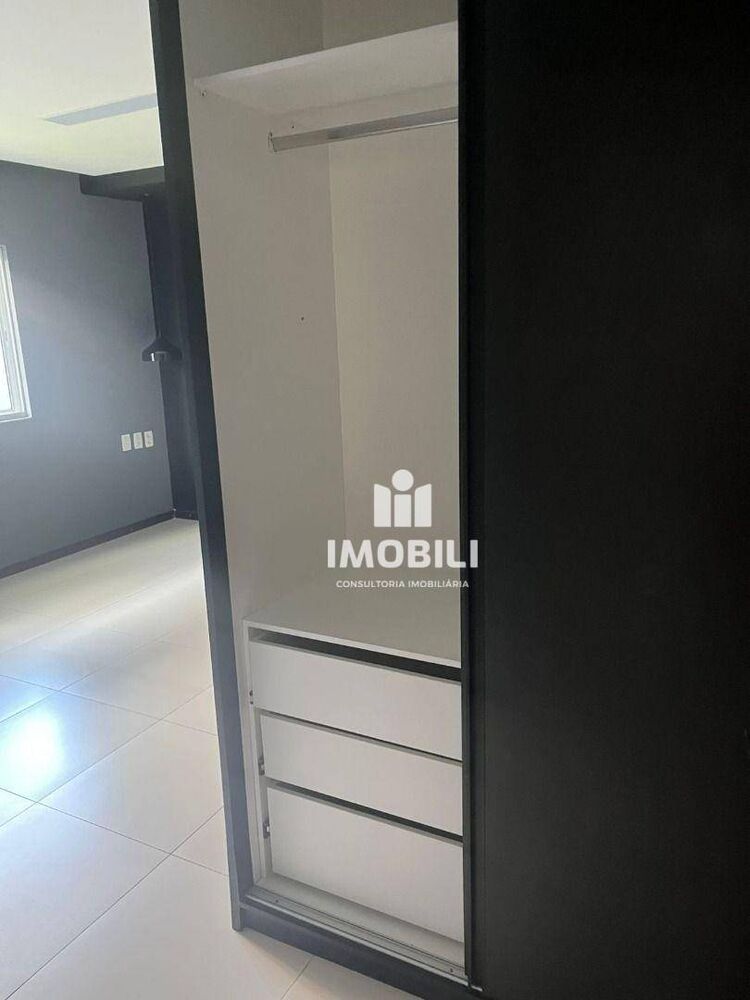 Casa de Condomínio à venda com 4 quartos, 249m² - Foto 4