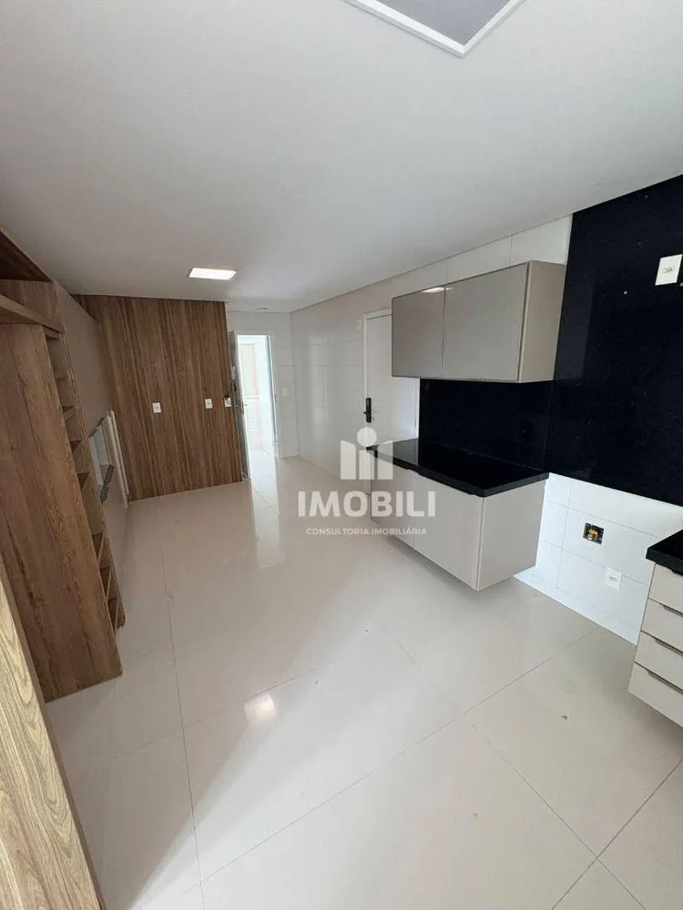 Apartamento, 3 quartos, 250 m² - Foto 14