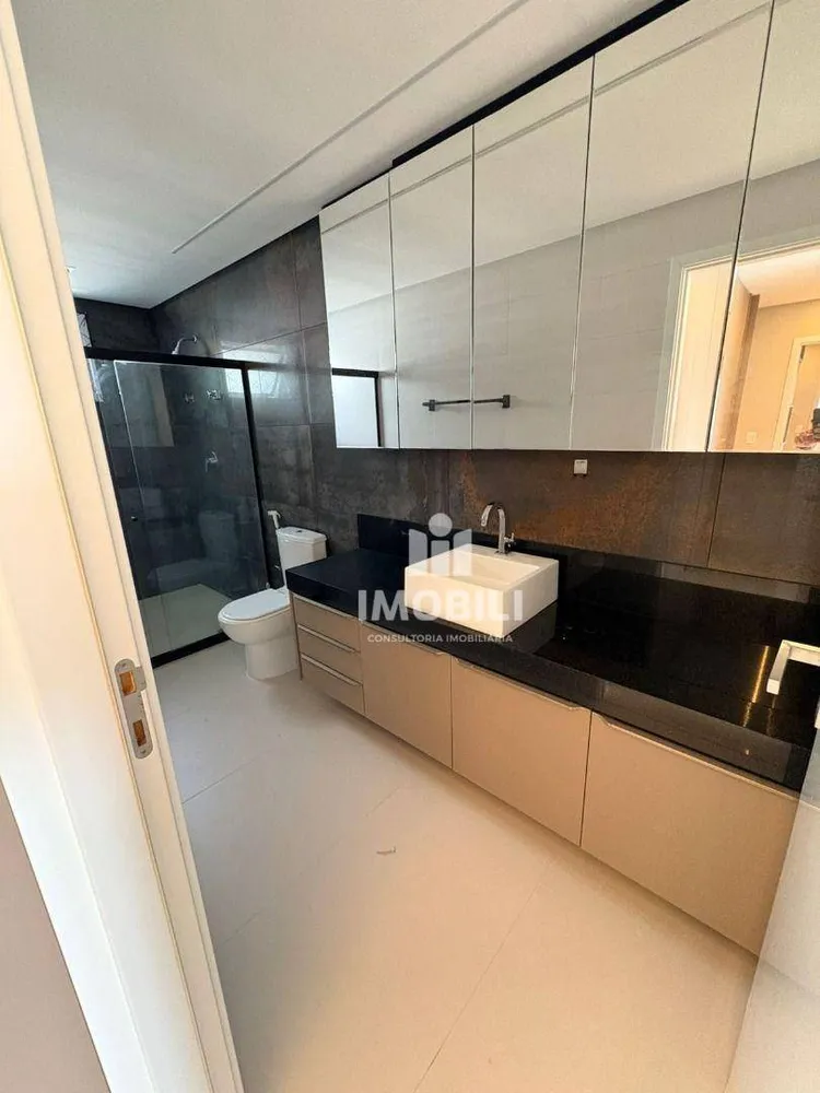 Apartamento, 3 quartos, 250 m² - Foto 15