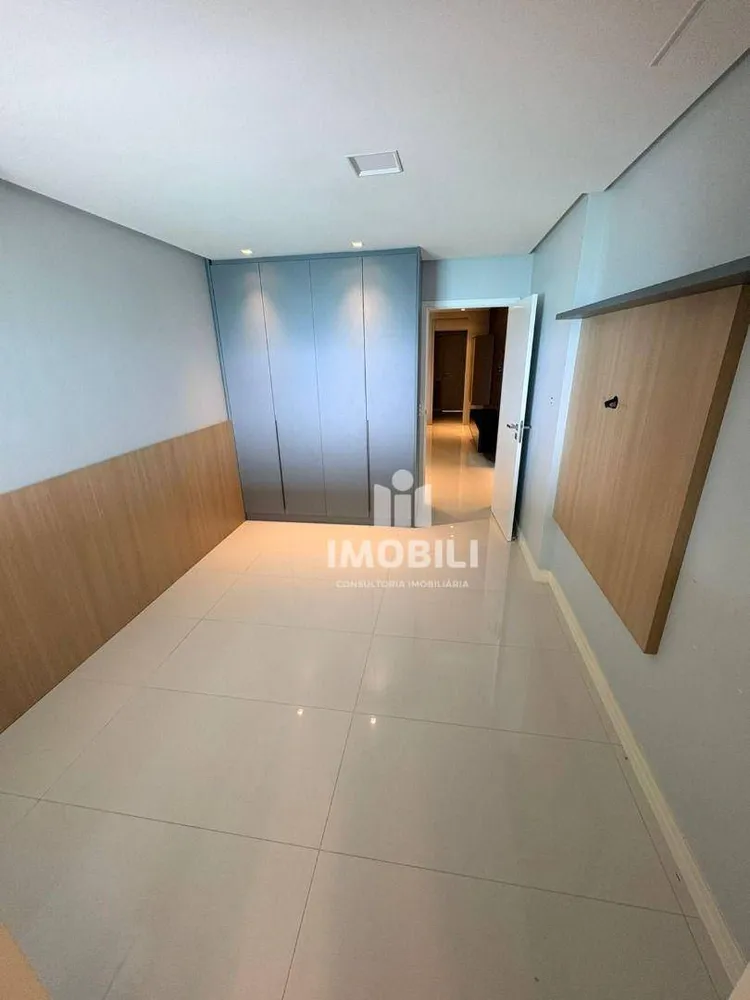 Apartamento, 3 quartos, 250 m² - Foto 12