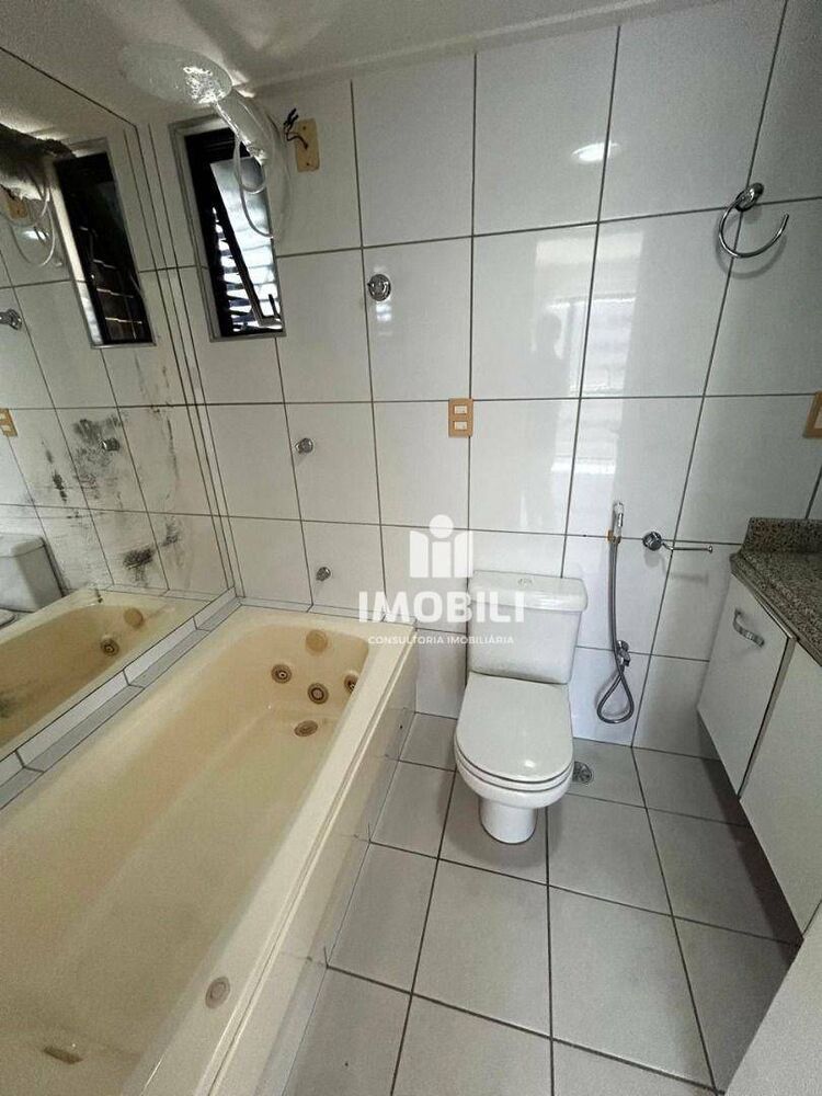 Apartamento à venda com 3 quartos, 138m² - Foto 12