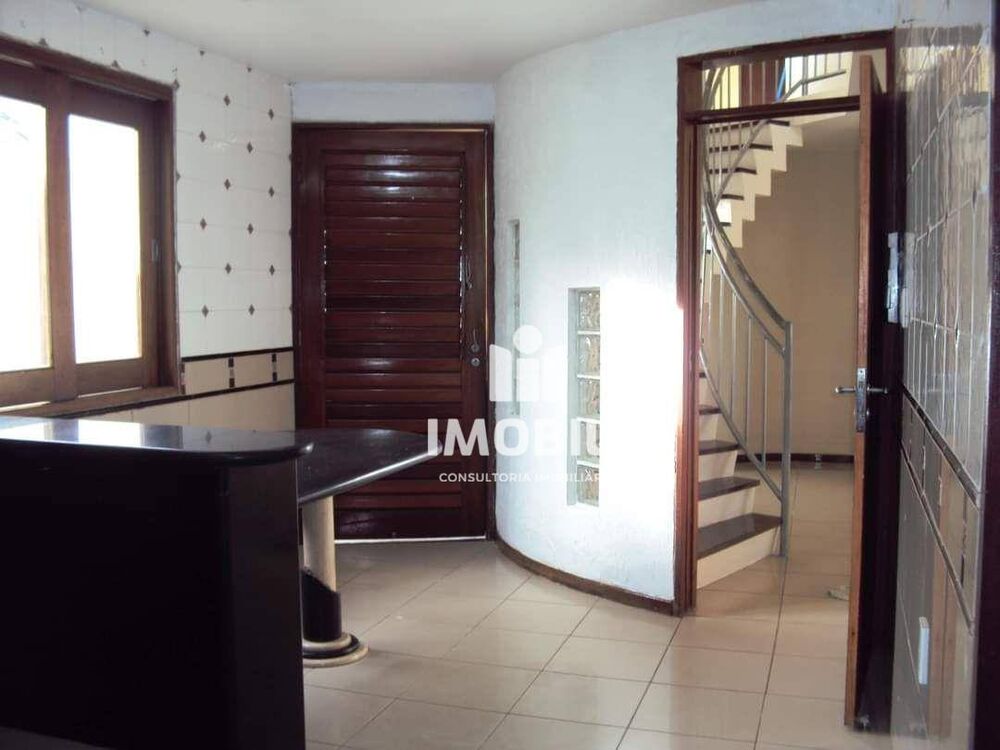Casa à venda com 4 quartos, 357m² - Foto 7