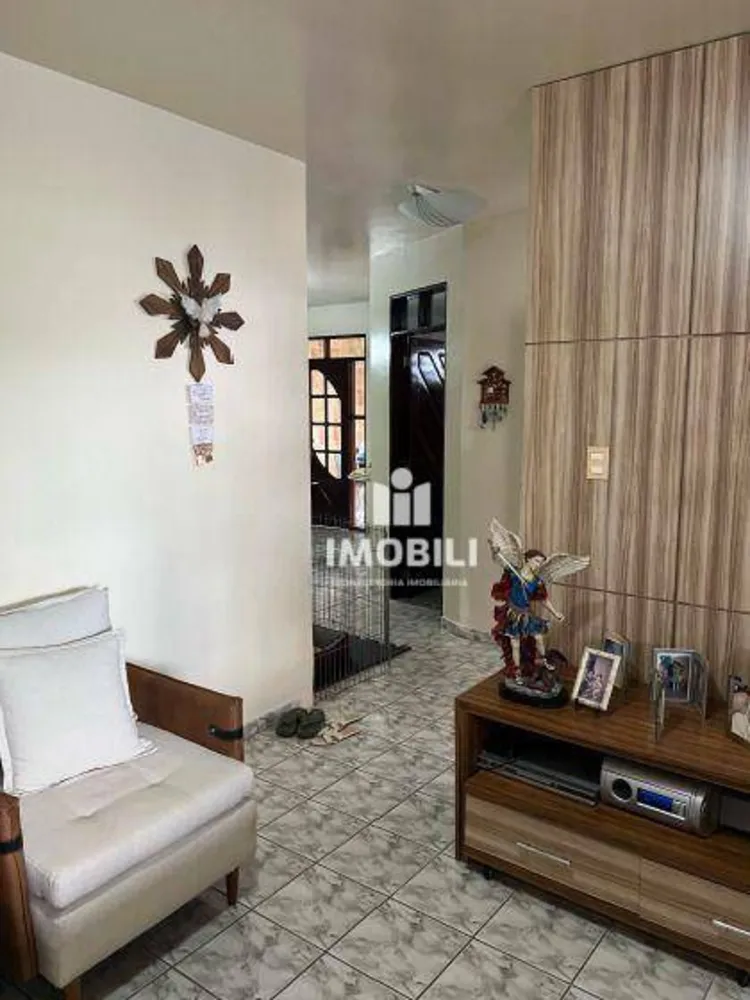 Casa, 3 quartos, 304 m² - Foto 2