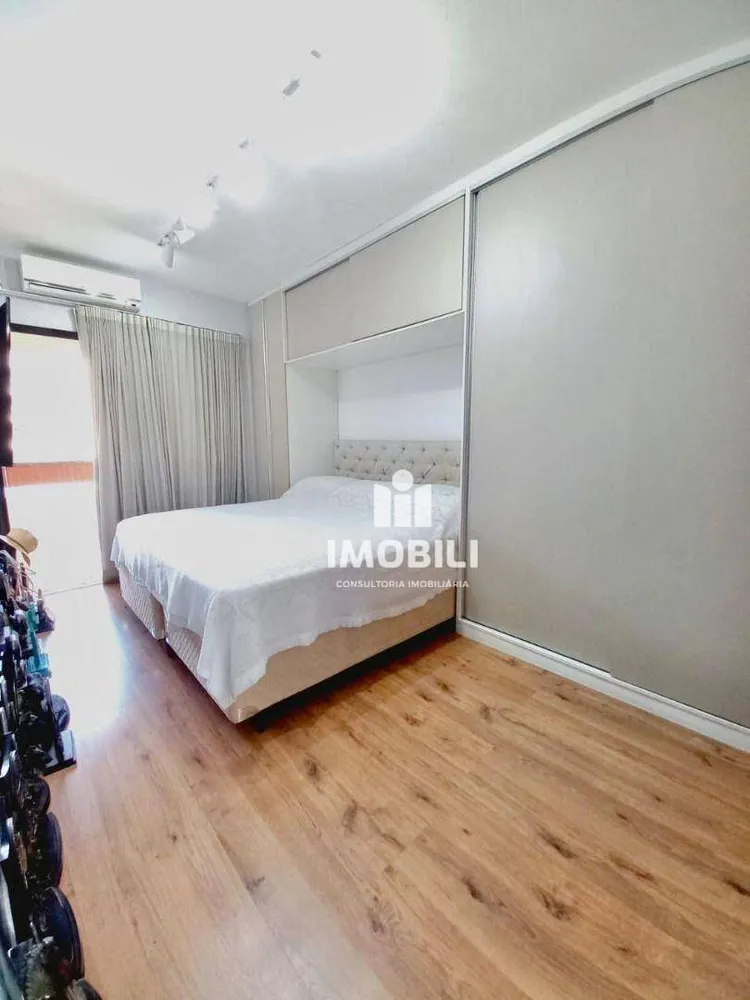Cobertura, 3 quartos, 315 m² - Foto 4