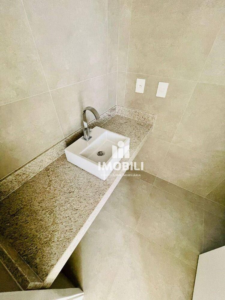Apartamento à venda com 3 quartos, 221m² - Foto 17