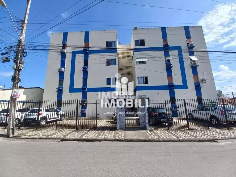 Apartamento à venda com 2 quartos, 61m² - Foto 1