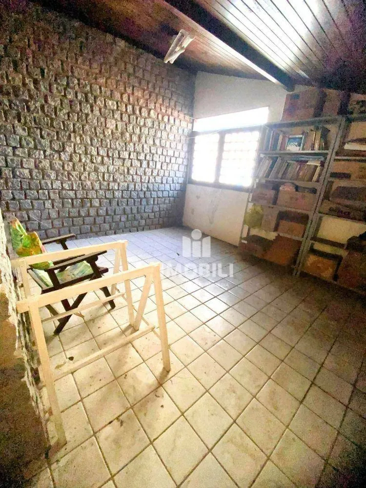Casa, 3 quartos, 239 m² - Foto 6