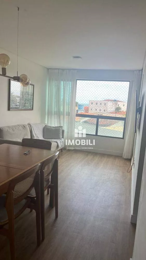 Apartamento à venda com 3 quartos, 86m² - Foto 2