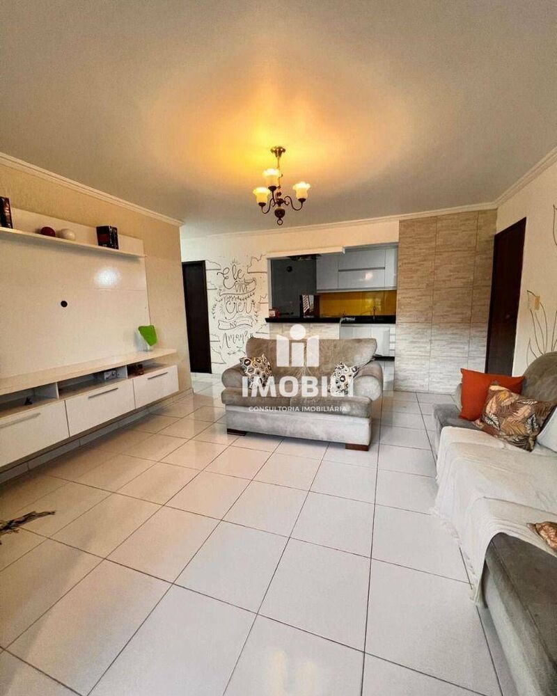 Apartamento à venda com 3 quartos, 110m² - Foto 2